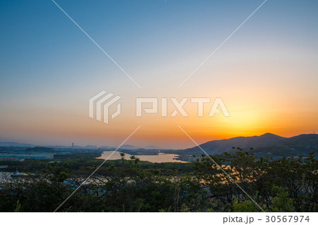 奥洞海湾の夕暮れ 30567974