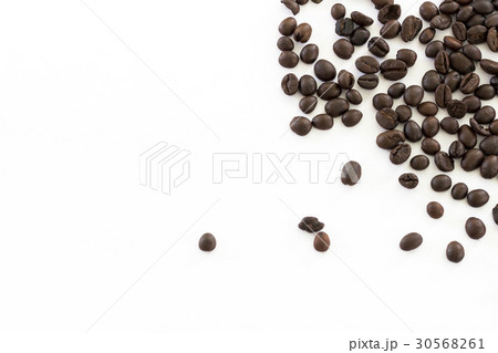 isolate coffee beans for use as a background. 30568261