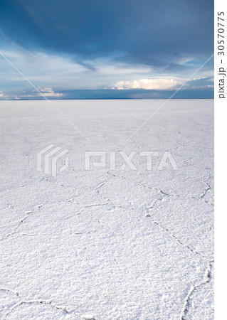 Salar de Uyuni desert, Bolivia 30570775