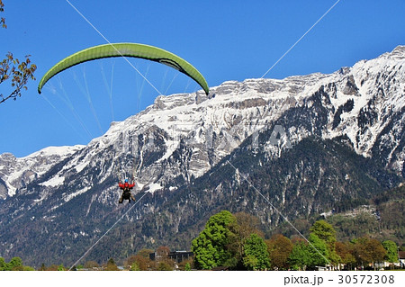 パラグライディング(スイス) パラグライディング(スイス) 30572308