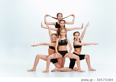The kids dance school, ballet, hiphop, street The kids dance school, ballet, hiphop, street 30573384