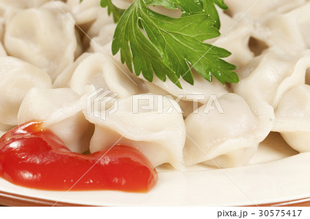 Meat dumplings (pelmeni) 30575417