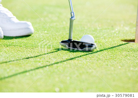 The main idea of the game of golf 30579081