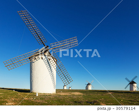Group of windmills 30579114