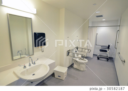 カナダ　トロント　病院 30582187