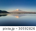 Mountain Fuji reflected in Kawaguchiko lake 30592826