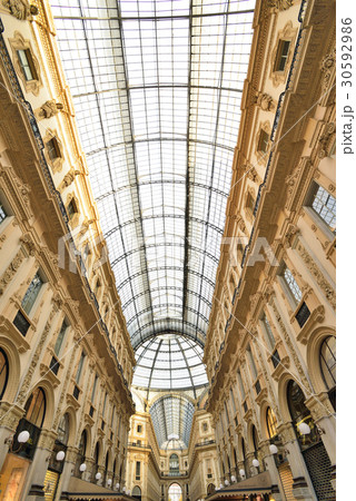 イタリア ミラノ ガレリア イタリア ミラノ ガレリア 30592986