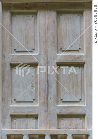 Old textured door 30595958