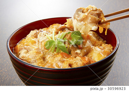 ふんわり卵のとろ〜り親子丼 30596923