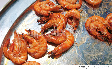 Grilled shrimps 30598223