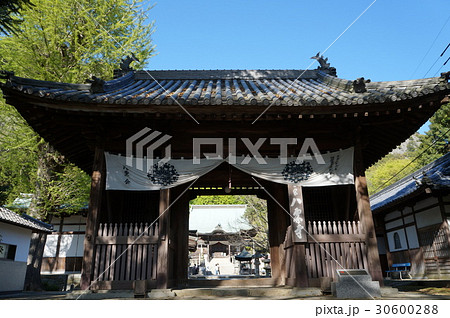 八栗寺の山門 30600288