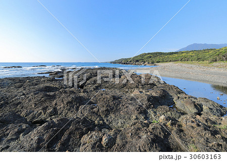 屋久島　枕状溶岩のある田代海岸　 30603163