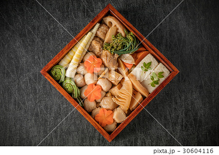 煮物 炊き合わせ Dish Japanese food of the bamboo shoot 煮物 炊き合わせ Dish Japanese food of the bamboo shoot 30604116