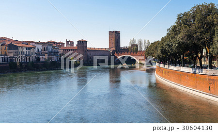 view of Adige river with Castelvecchio in Verona 30604130