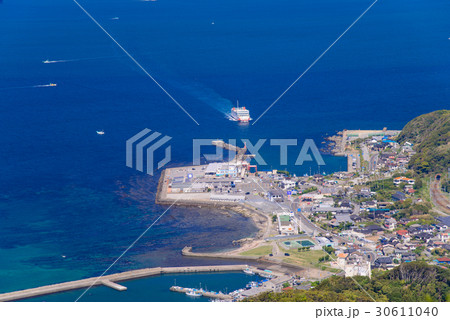 【千葉県】鋸山日本寺の山頂展望台から眺めた金谷港 30611040