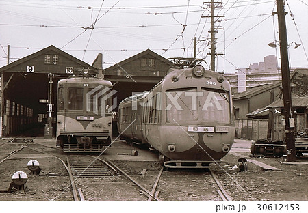 昭和44年 廃止間近の玉電 大橋車庫 東急玉川線の写真素材 [30612453] - PIXTA