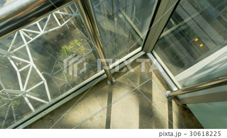 Elevator Pitch - middle shot of elevator lifting Elevator Pitch - middle shot of elevator lifting 30618225
