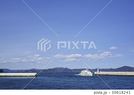 猫の楽園「田代島」ネコの島(ΦωΦ)東日本大震災で被災した漁港を修復し綺麗に復旧整備工事完了 30618241
