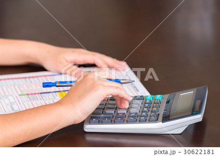 納税のイメージ / 確定申告 納税のイメージ / 確定申告 30622181