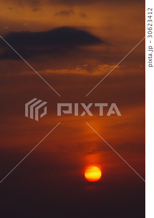 夕陽縦 夕陽縦 30623412