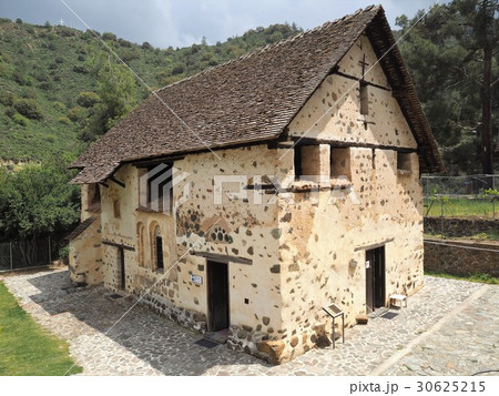 屋根の聖ニコラオス聖堂 30625215