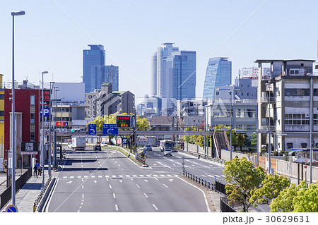名古屋西区都市風景 国道22号線(名岐バイパス)東レ愛知工場付近から、名古屋駅中心部を望む 名古屋西区都市風景 国道22号線(名岐バイパス)東レ愛知工場付近から、名古屋駅中心部を望む 30629631
