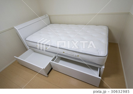 独身ワンルームマンションセミダブルベッドthree-quarter bed白基調 30632985