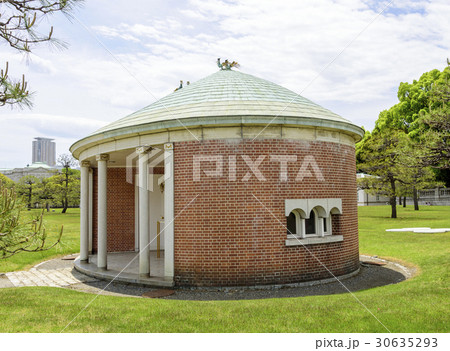 迎賓館赤坂離宮の正門内側にある門衛所(東京都港区) 迎賓館赤坂離宮の正門内側にある門衛所(東京都港区) 30635293