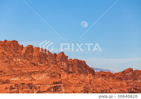 Valley of Fire Moonrise Valley of Fire Moonrise 30640820