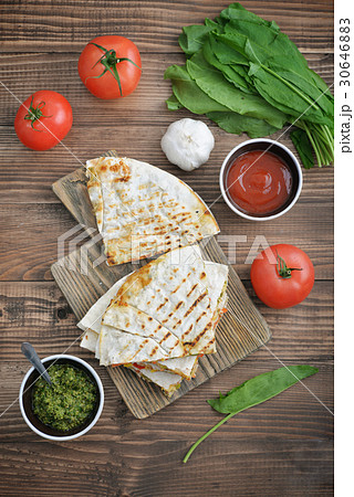 Quesadilla with chicken 30646883