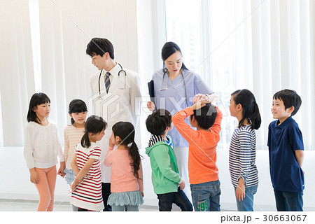 健康診断 小学生 検査 医療 イメージ 30663067