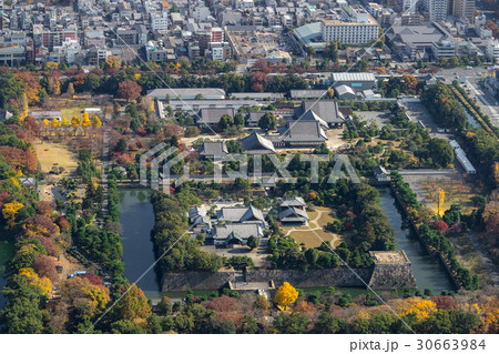 空からの二条城 30663984
