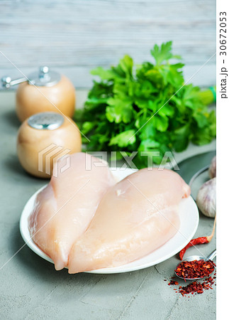 raw chicken fillet 30672053