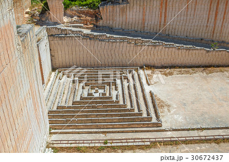 Maze made of stone blocks in Lithica quarries. 30672437