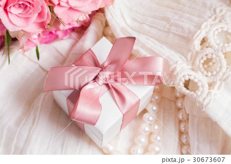 Female accessories on white 30673607