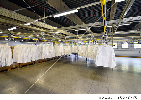 ドイツ　ケルン　倉庫 30678770