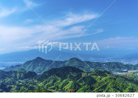 伊豆半島と富士山 30682627