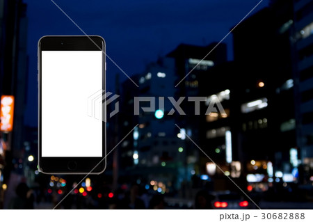 スマホ 背景 都市風景 渋谷 ぼかし ピンぼけ 市街地 合成用背景 玉ボケ コピースペース 夜の街 スマホ 背景 都市風景 渋谷 ぼかし ピンぼけ 市街地 合成用背景 玉ボケ コピースペース 夜の街 30682888