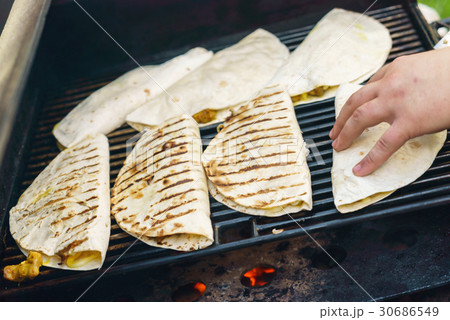 grilled tortilla 30686549