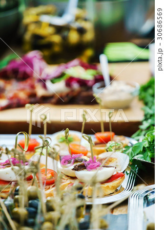 catering food 30686569