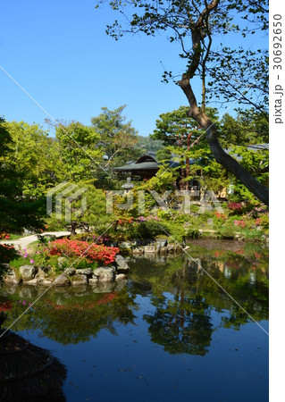 名勝依水園 日本庭園 奈良 名勝依水園 日本庭園 奈良 30692650