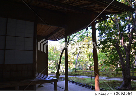 名勝依水園　日本庭園　奈良 30692664