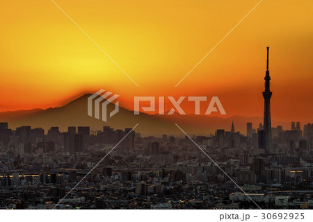 Fuji Mountain and Tokyo Sky Tree at Sunset 30692925