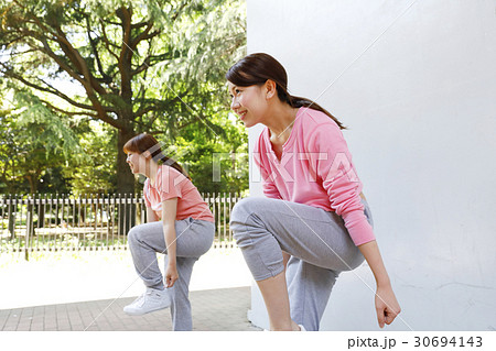 ダンス ダンサー パフォーマー ストリートダンス ダンスサークル ダンス ダンサー パフォーマー ストリートダンス ダンスサークル 30694143