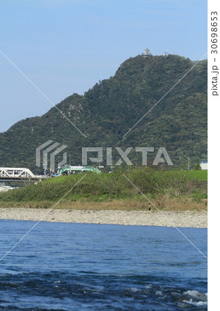 長良川から見た岐阜城 長良川から見た岐阜城 30698653