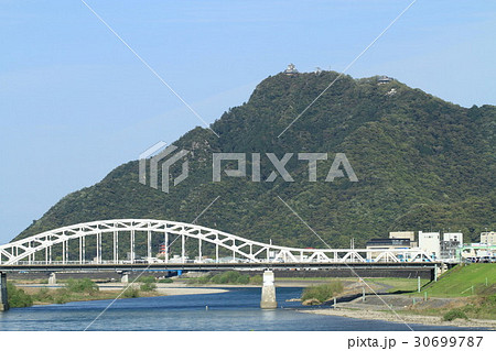 長良川から見た岐阜城 長良川から見た岐阜城 30699787