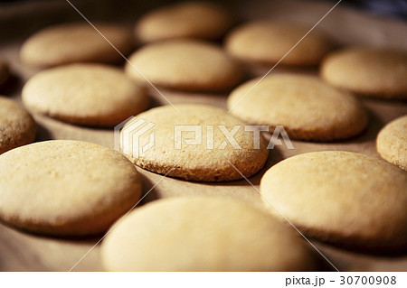 preparing homemade gingerbread 30700908