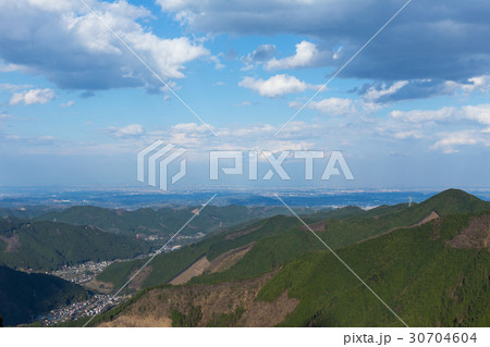 御岳山駅から都心方向の展望　奥多摩 30704604