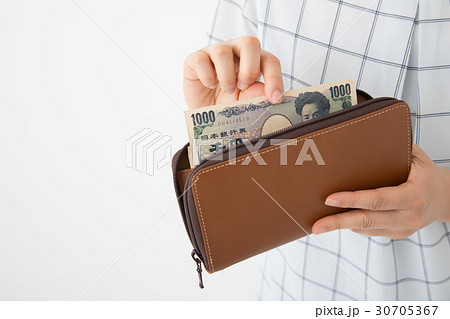お金と財布 30705367