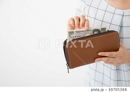 お金と財布 30705368